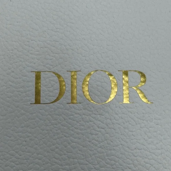 Dior Jewelry/Vanity Box with Gold Logo - Picture 3 of 9